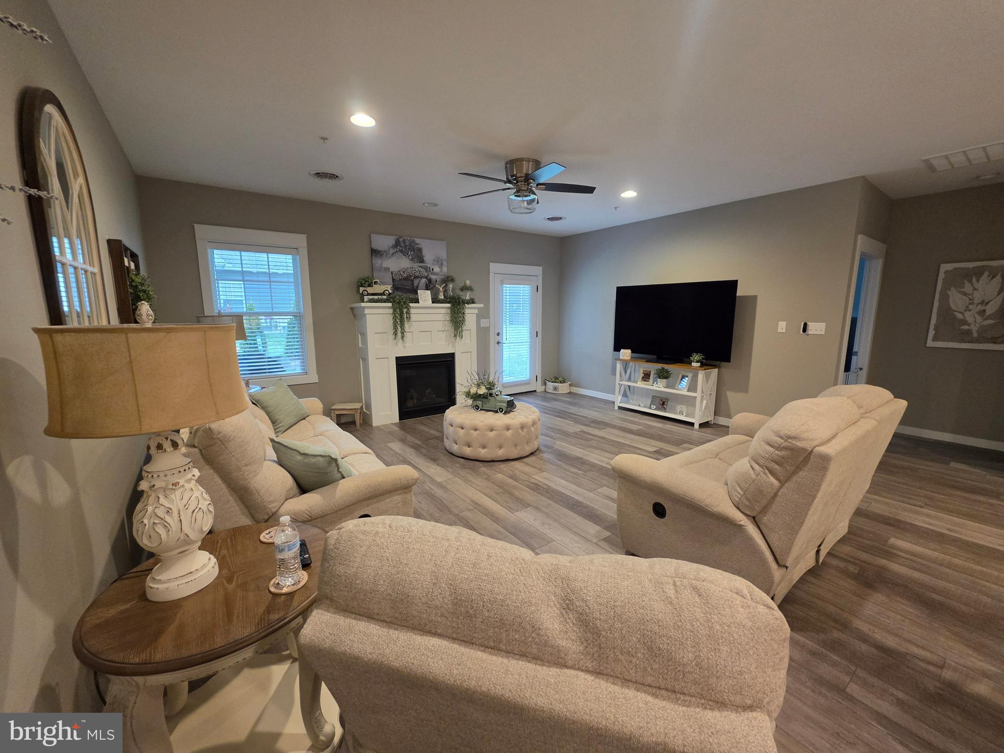 MEADOWSGREEN - Residential