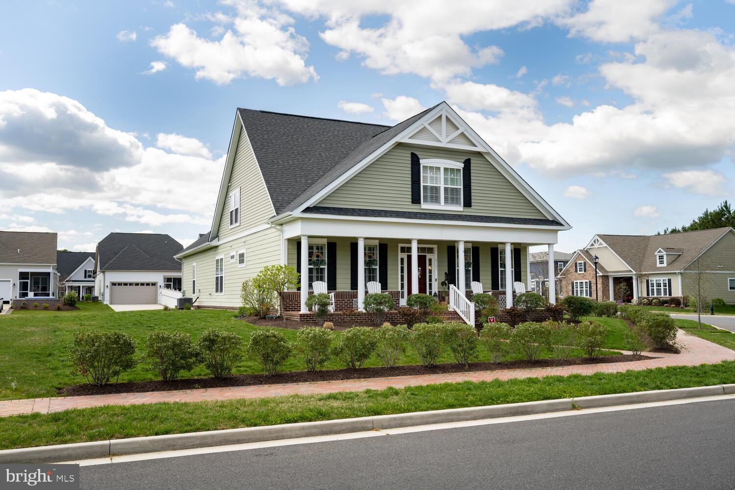 8127 EASTON VILLAGE DRIVE