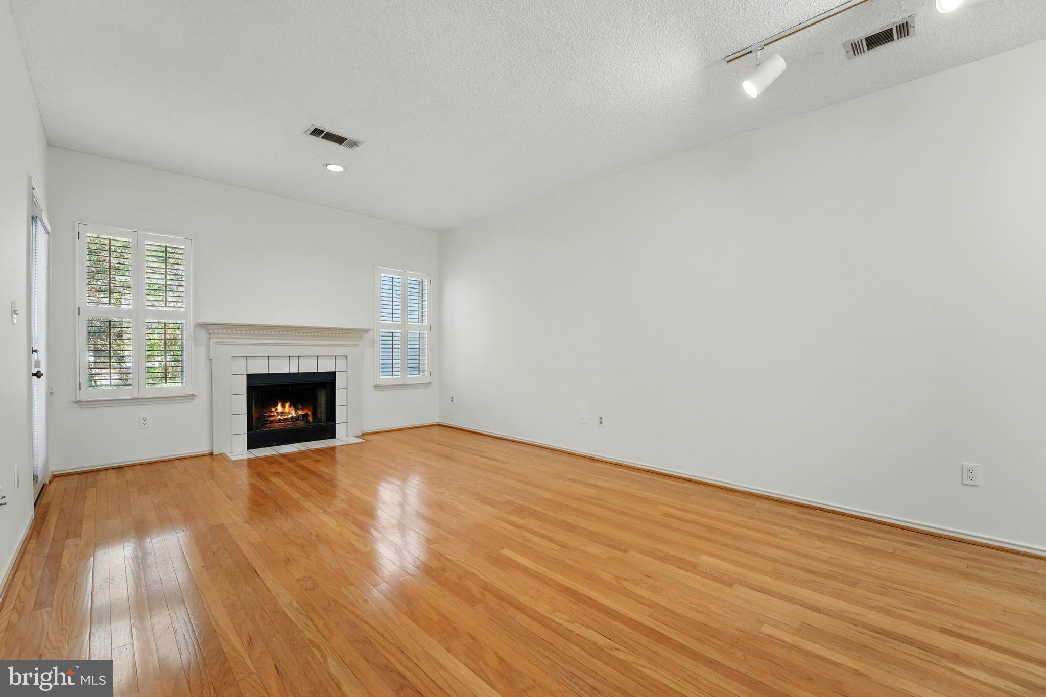 4405 FAIR STONE DRIVE 105