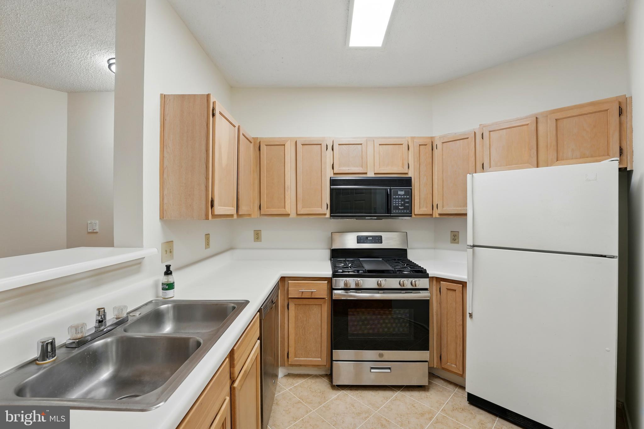 STONECROFT CONDO - Residential