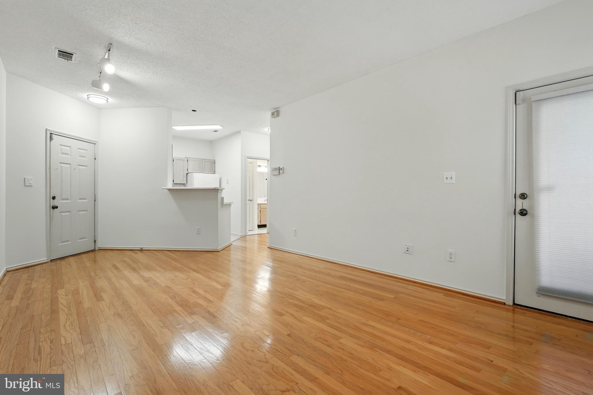 STONECROFT CONDO - Residential