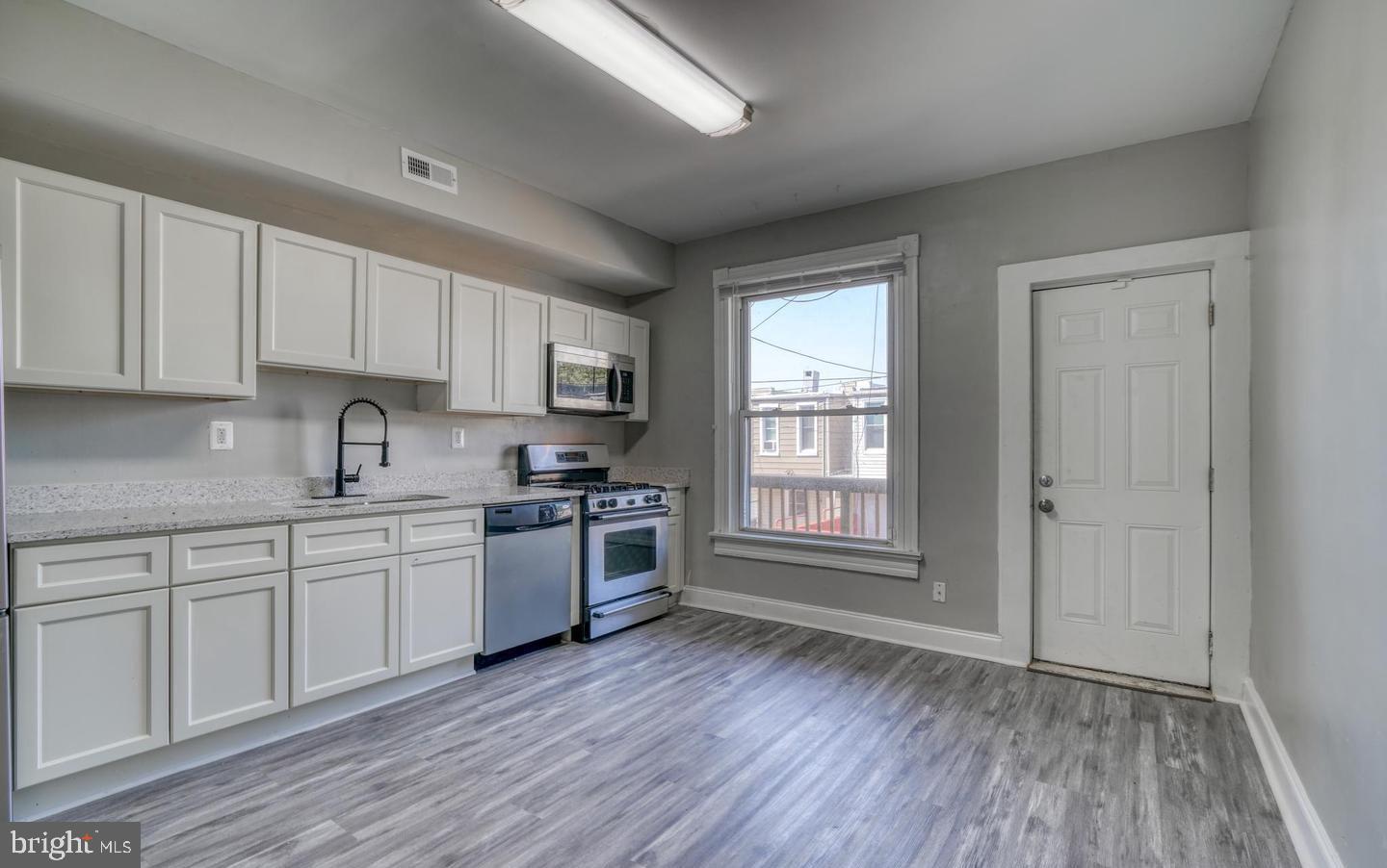 MCELDERRY PARK - Residential Lease