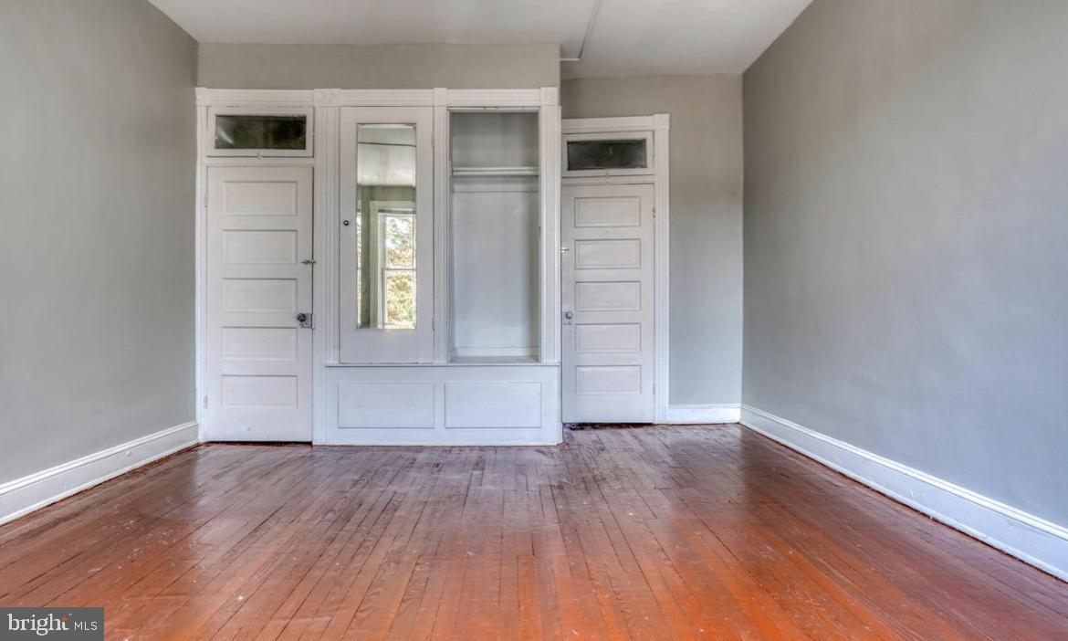 MCELDERRY PARK - Residential Lease