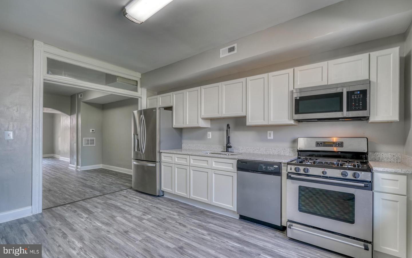 MCELDERRY PARK - Residential Lease