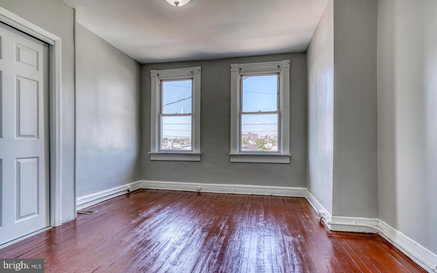 MCELDERRY PARK - Residential Lease