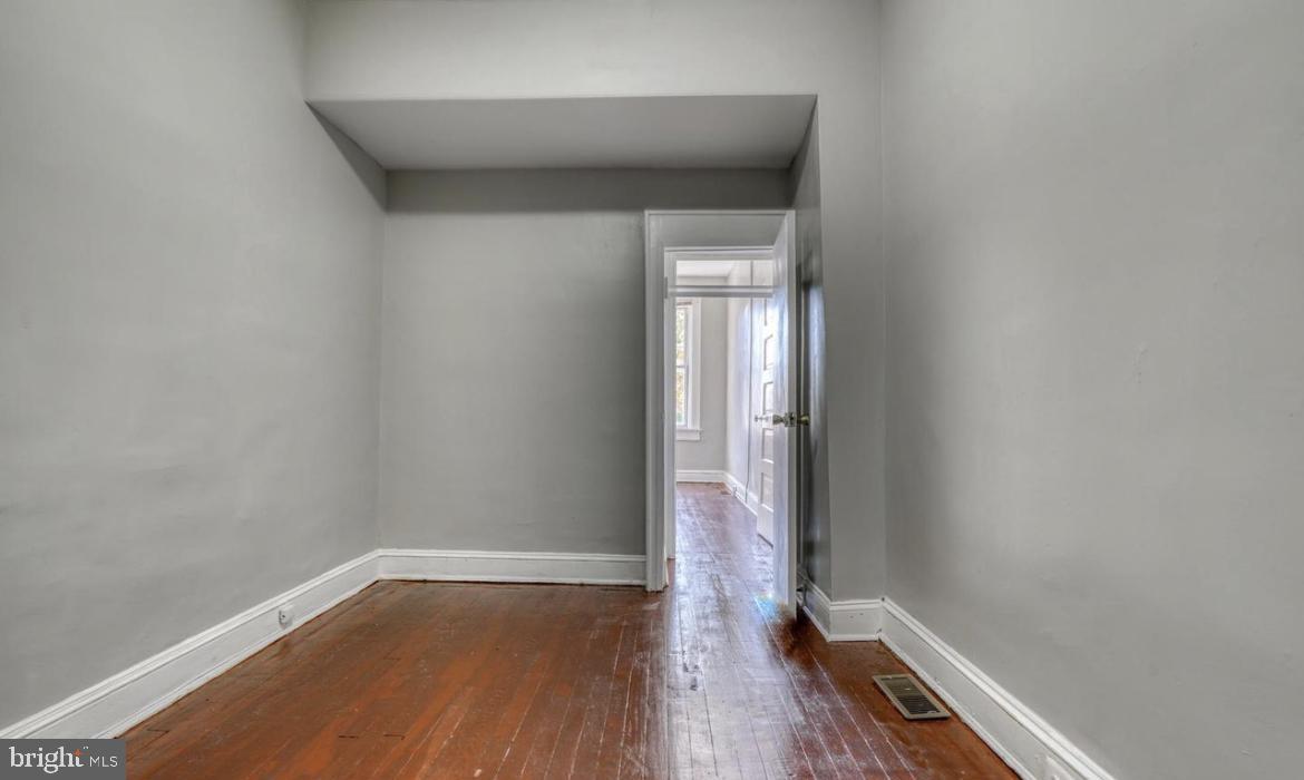 MCELDERRY PARK - Residential Lease