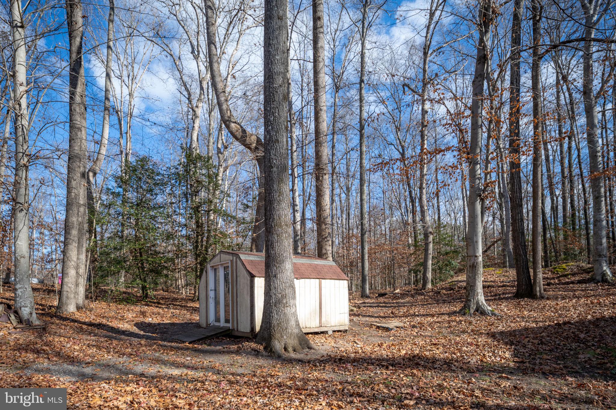 CAROLINE PINES - Residential