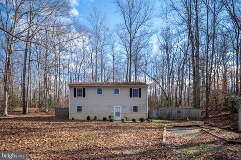 26335 HILL ROAD RUTHER GLEN VA 22546
