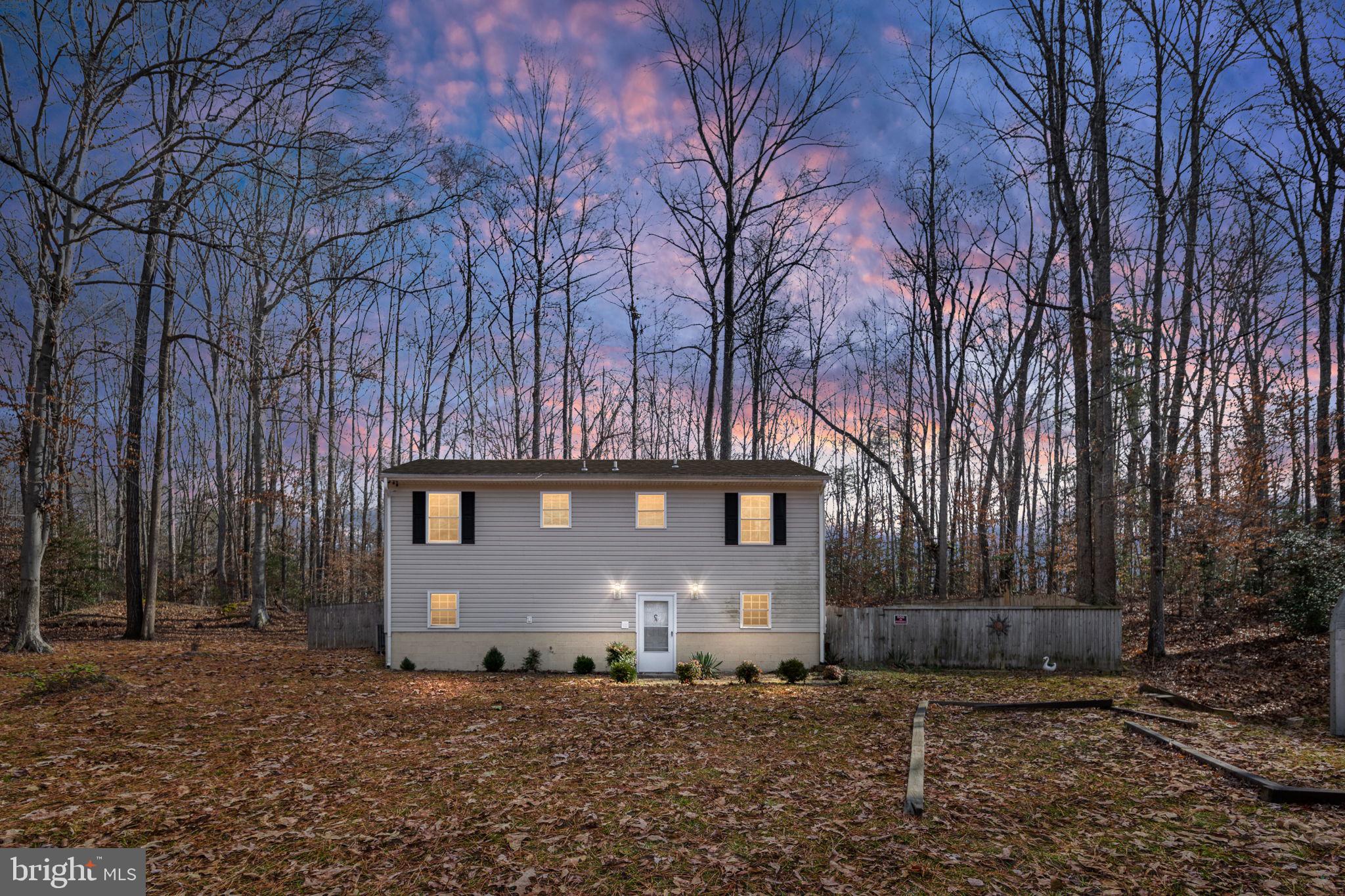 CAROLINE PINES - Residential