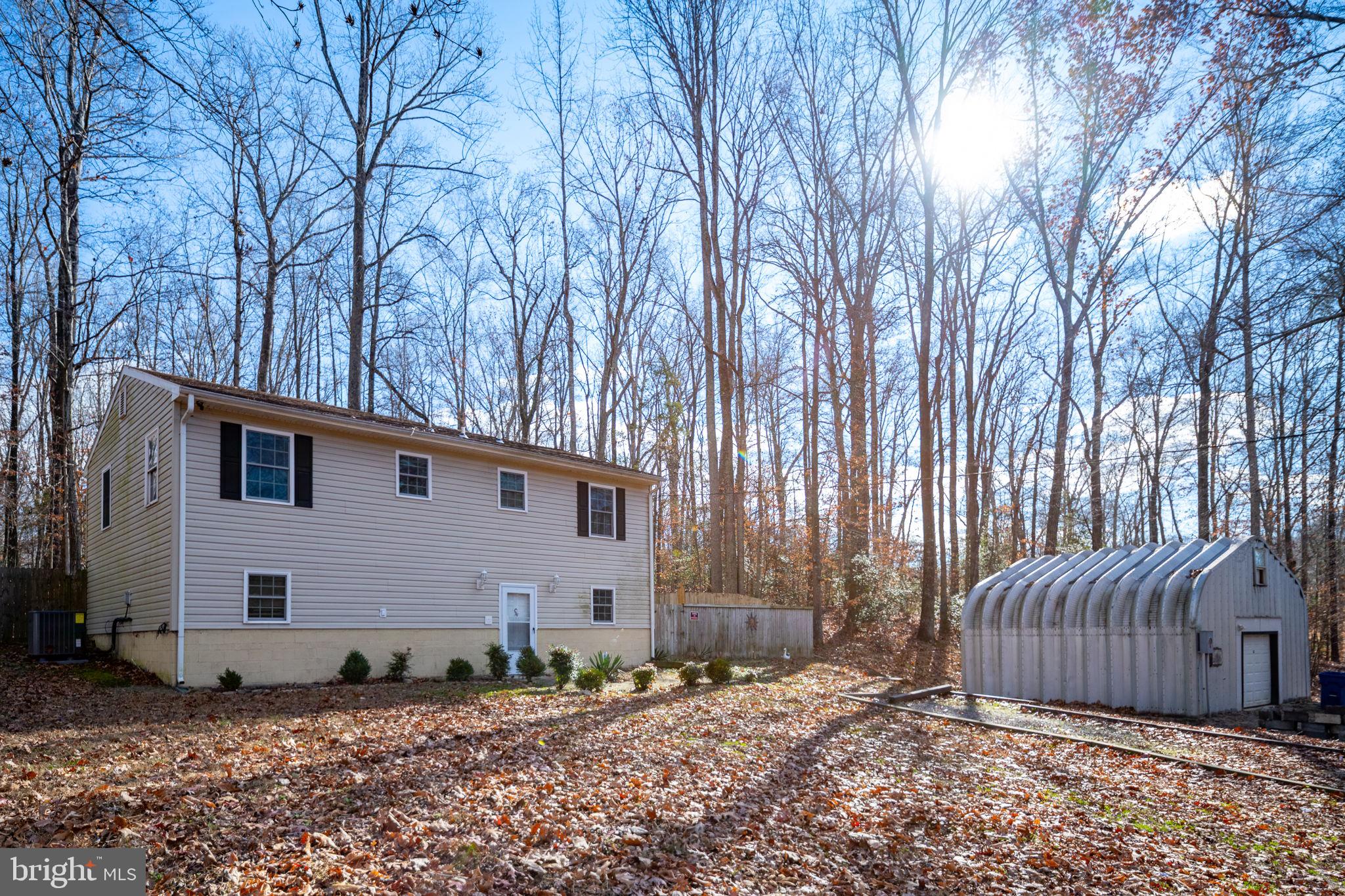 CAROLINE PINES - Residential