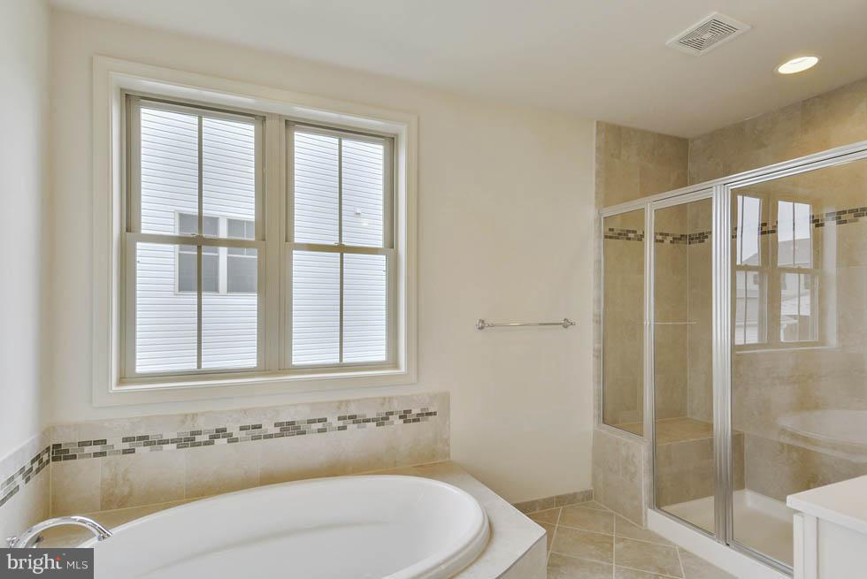 LANDSDALE - Residential