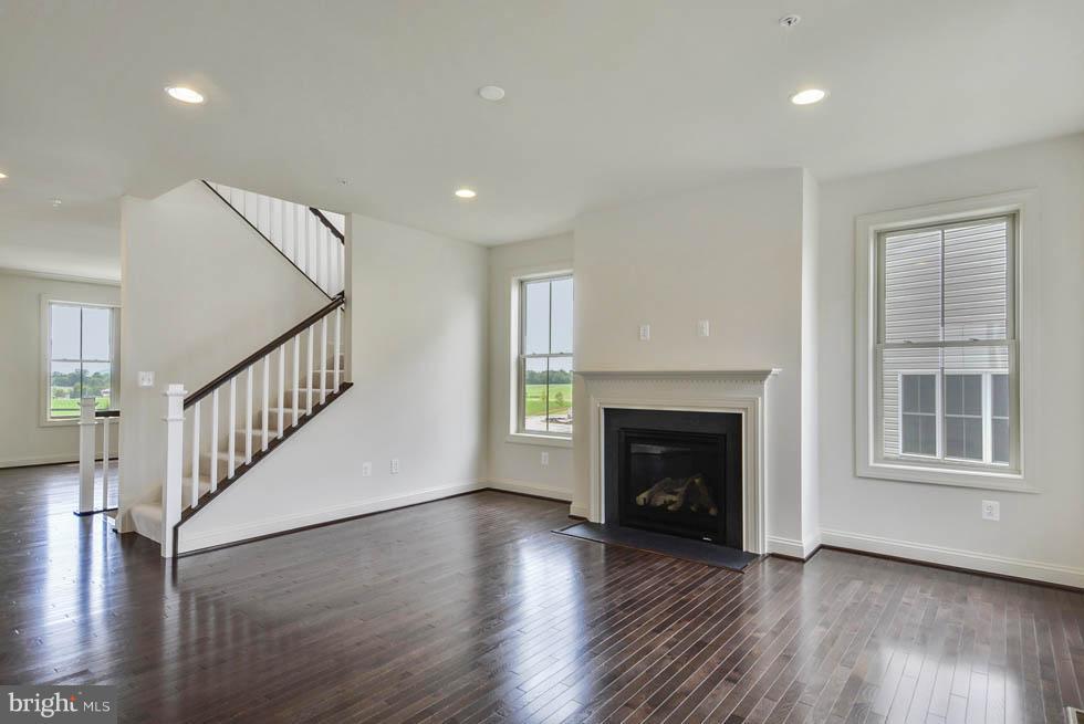 LANDSDALE - Residential