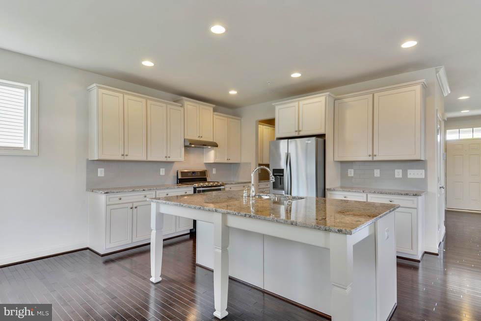 LANDSDALE - Residential