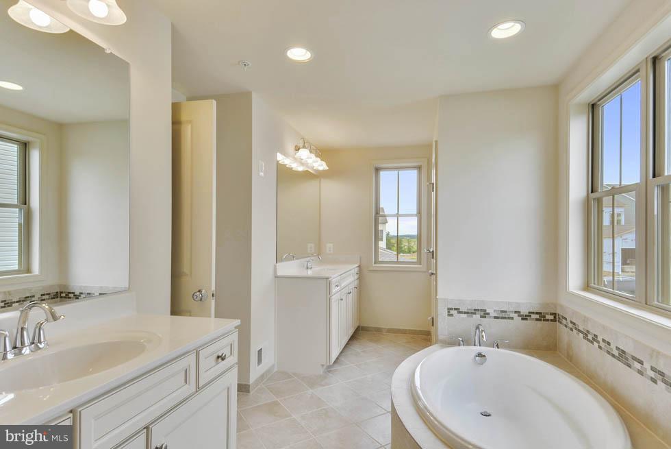 LANDSDALE - Residential