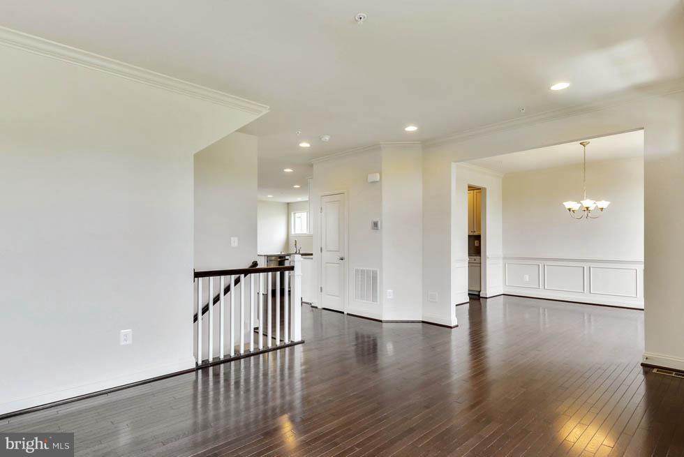 LANDSDALE - Residential