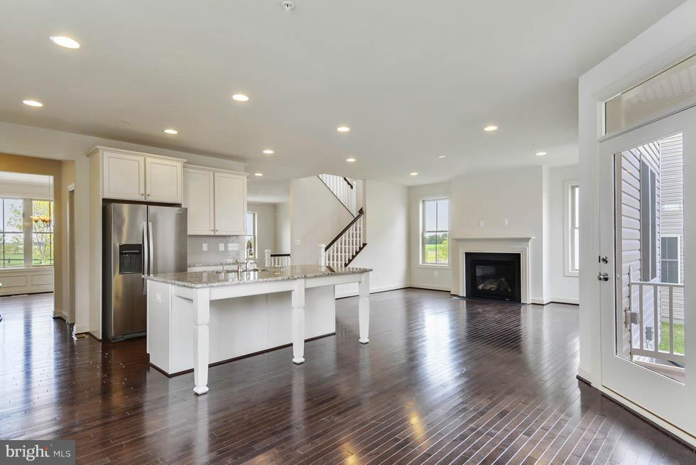 LANDSDALE - Residential