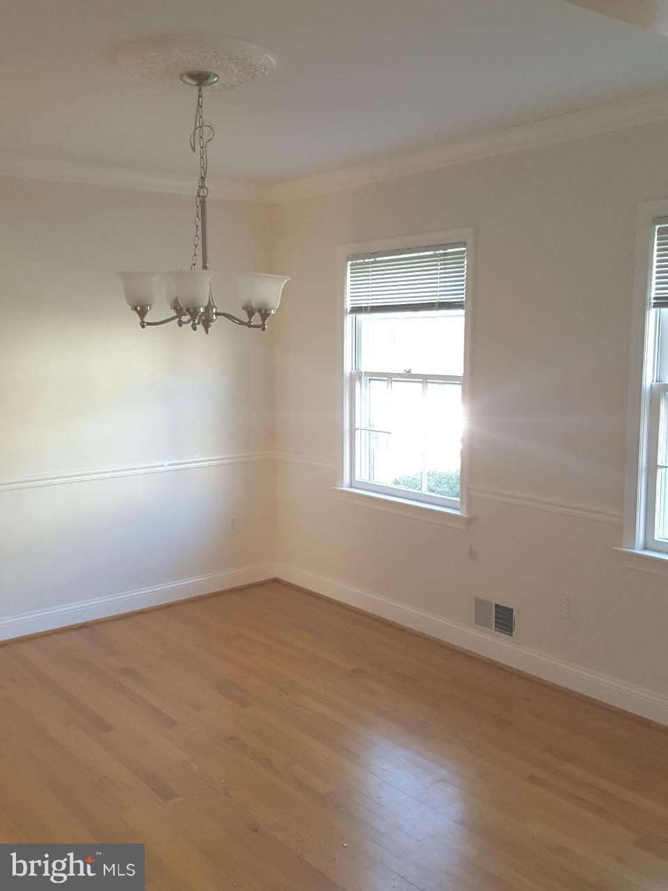 KINGS MANOR TOWNE HOUSES - Residential Lease