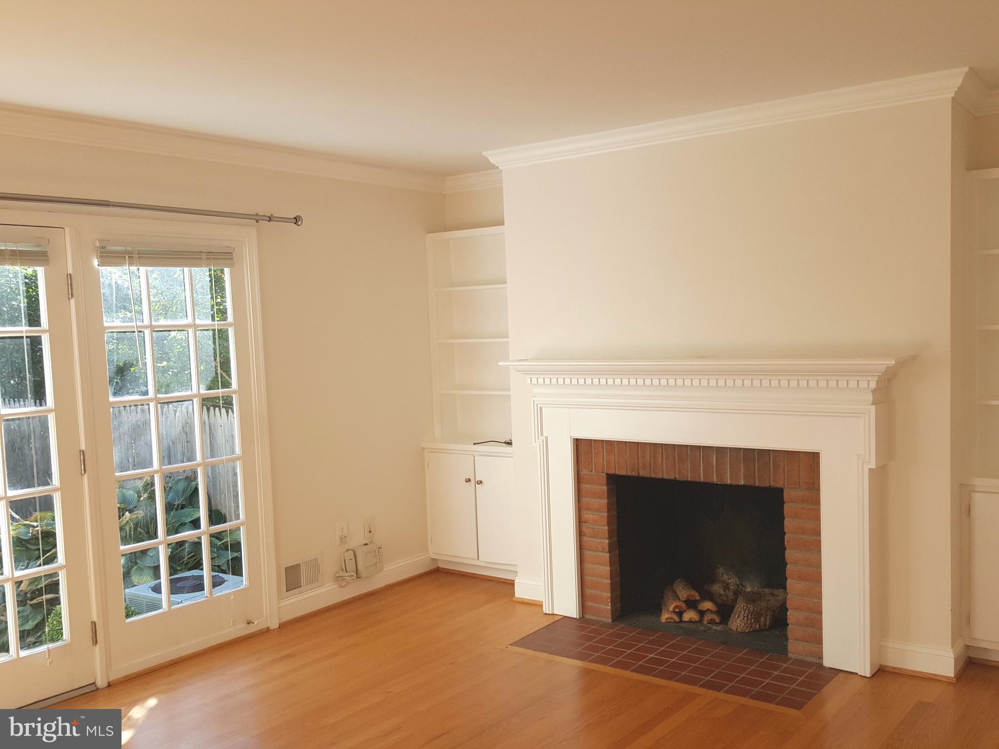 KINGS MANOR TOWNE HOUSES - Residential Lease