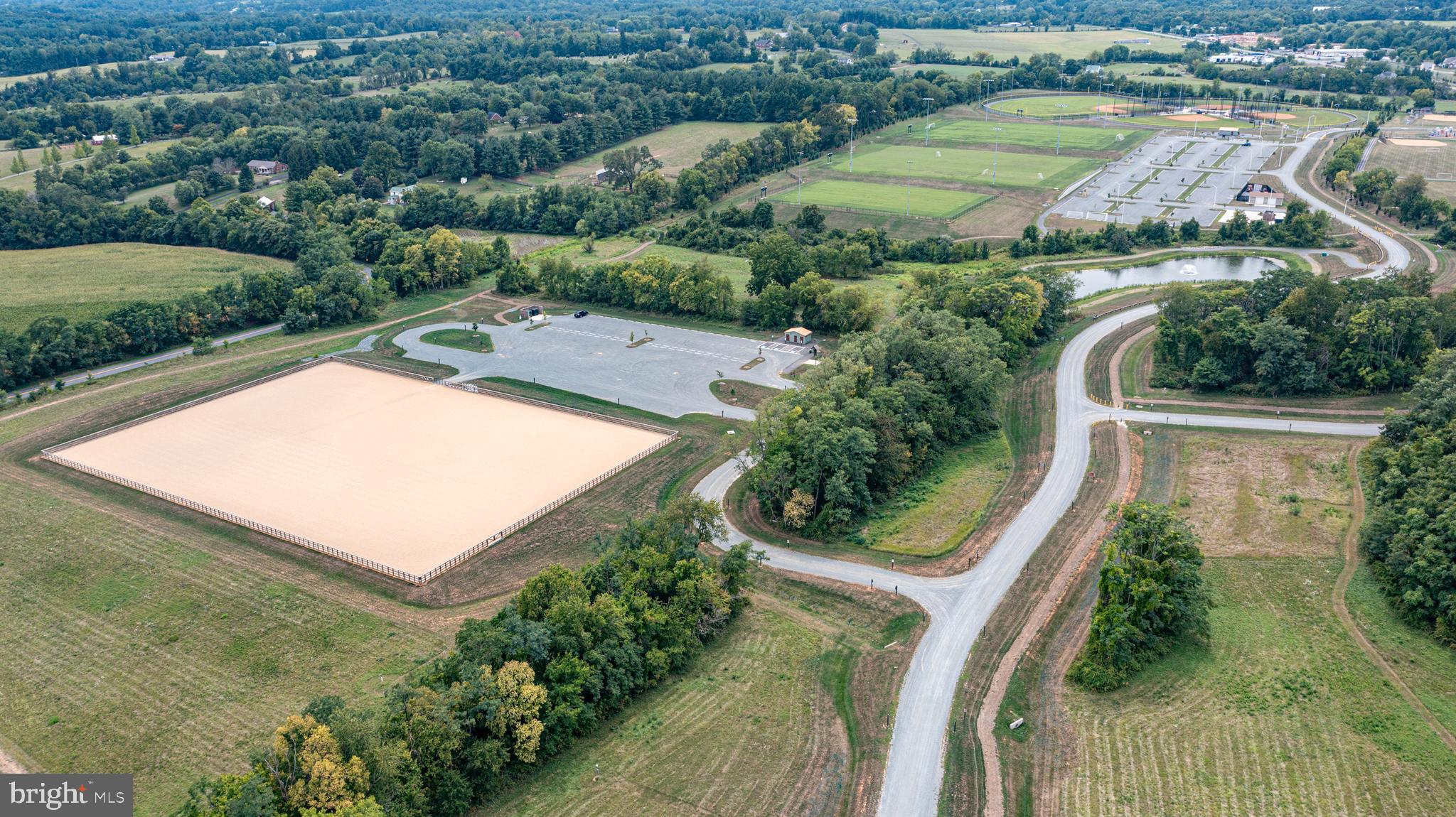 LOVETTSVILLE - Residential