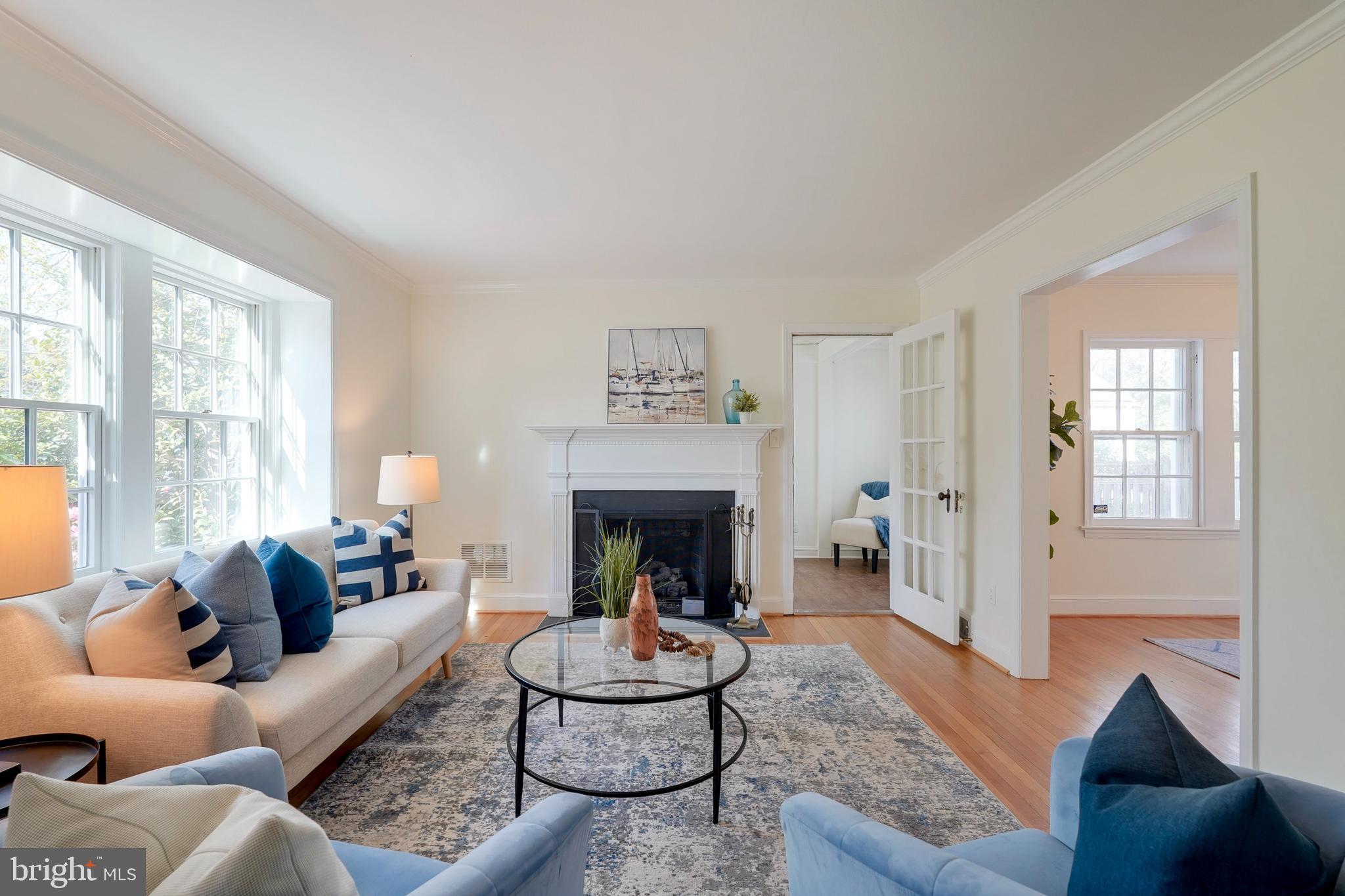 GREENWICH FOREST - Residential