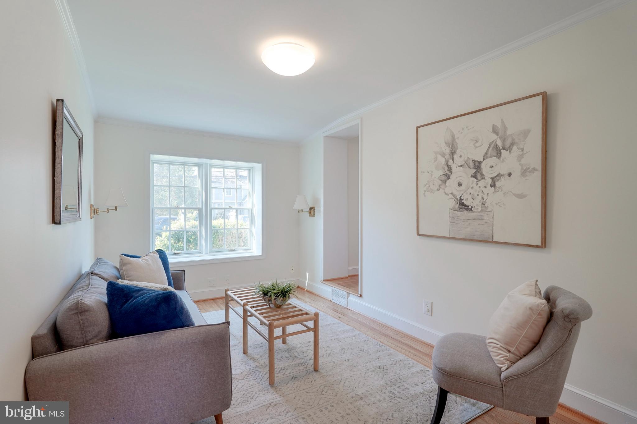 GREENWICH FOREST - Residential