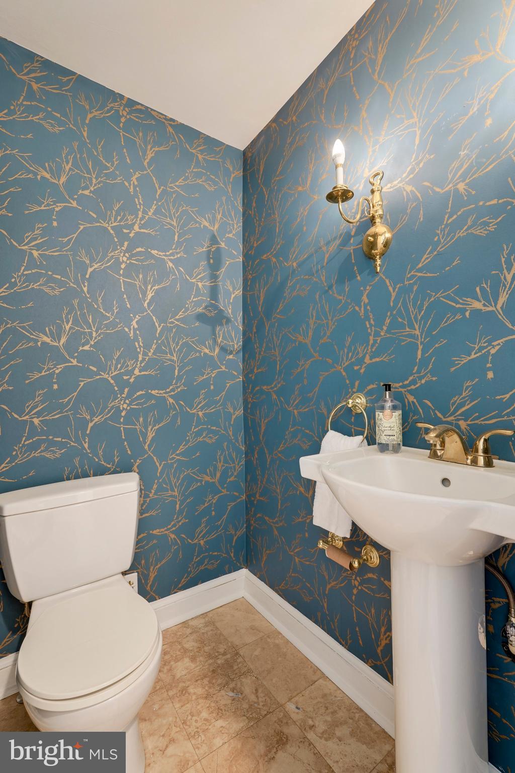 GREENWICH FOREST - Residential