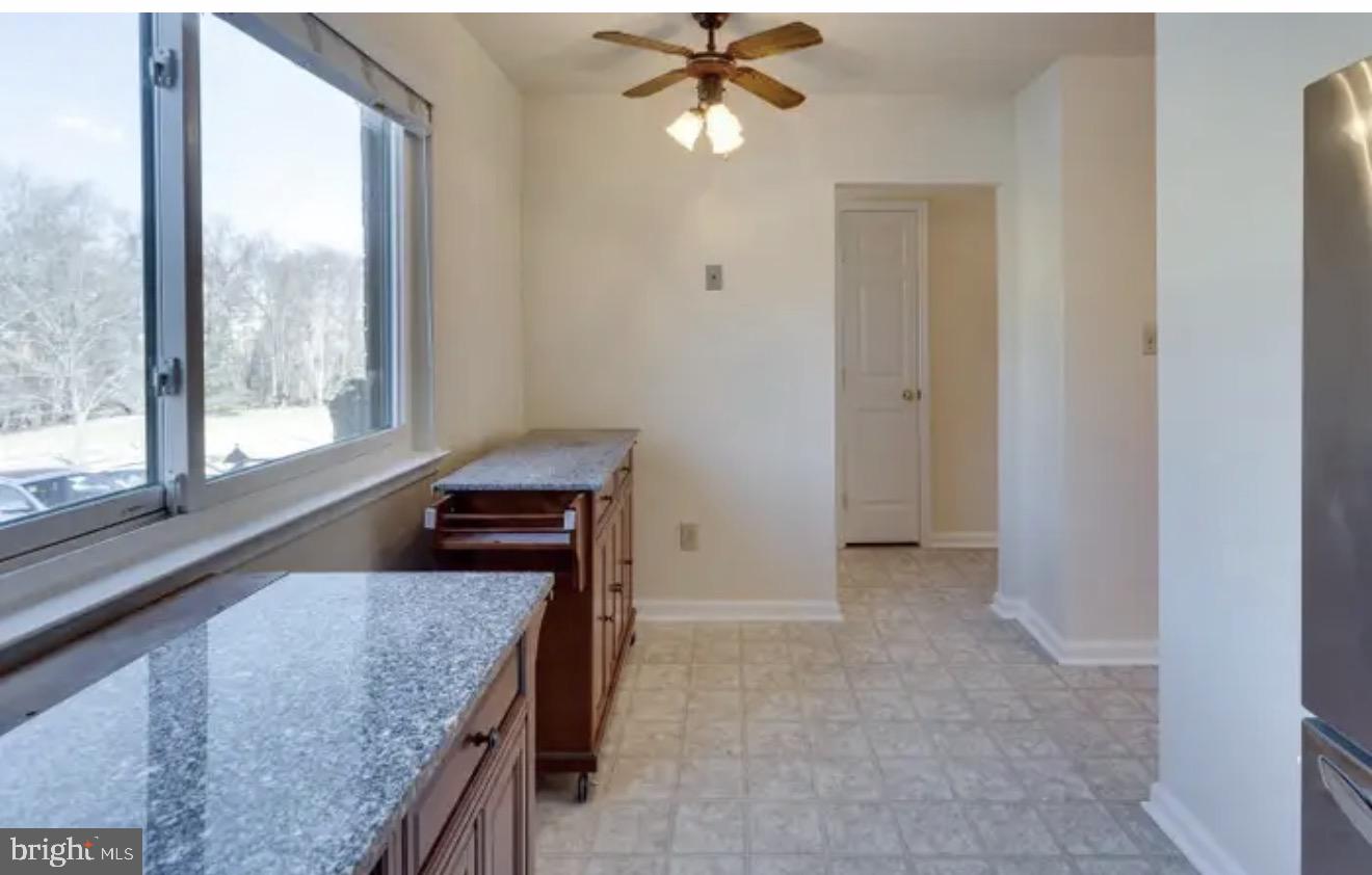 TYSONS COURT - Residential Lease