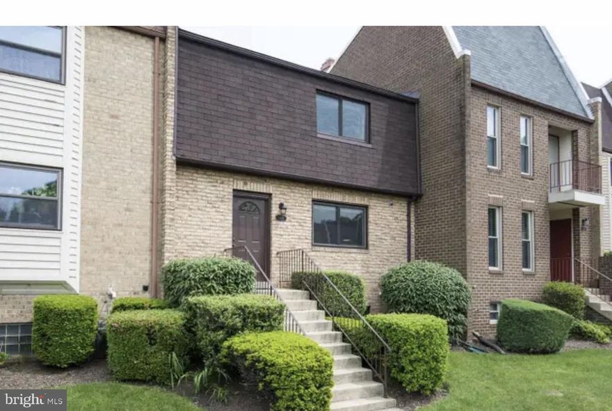 Spacious 3-level townhouse with 4BR/3.5BA and 2 reserved parking spaces. Features modern kitchen with granite & stainless steel, open living/dining with fireplace, hardwood floors, updated baths, finished lower level, and private fenced patio. Prime Tysons location, 0.5 mi to Greensboro Metro, near Tysons Corner, shops, dining, and top Fairfax schools.