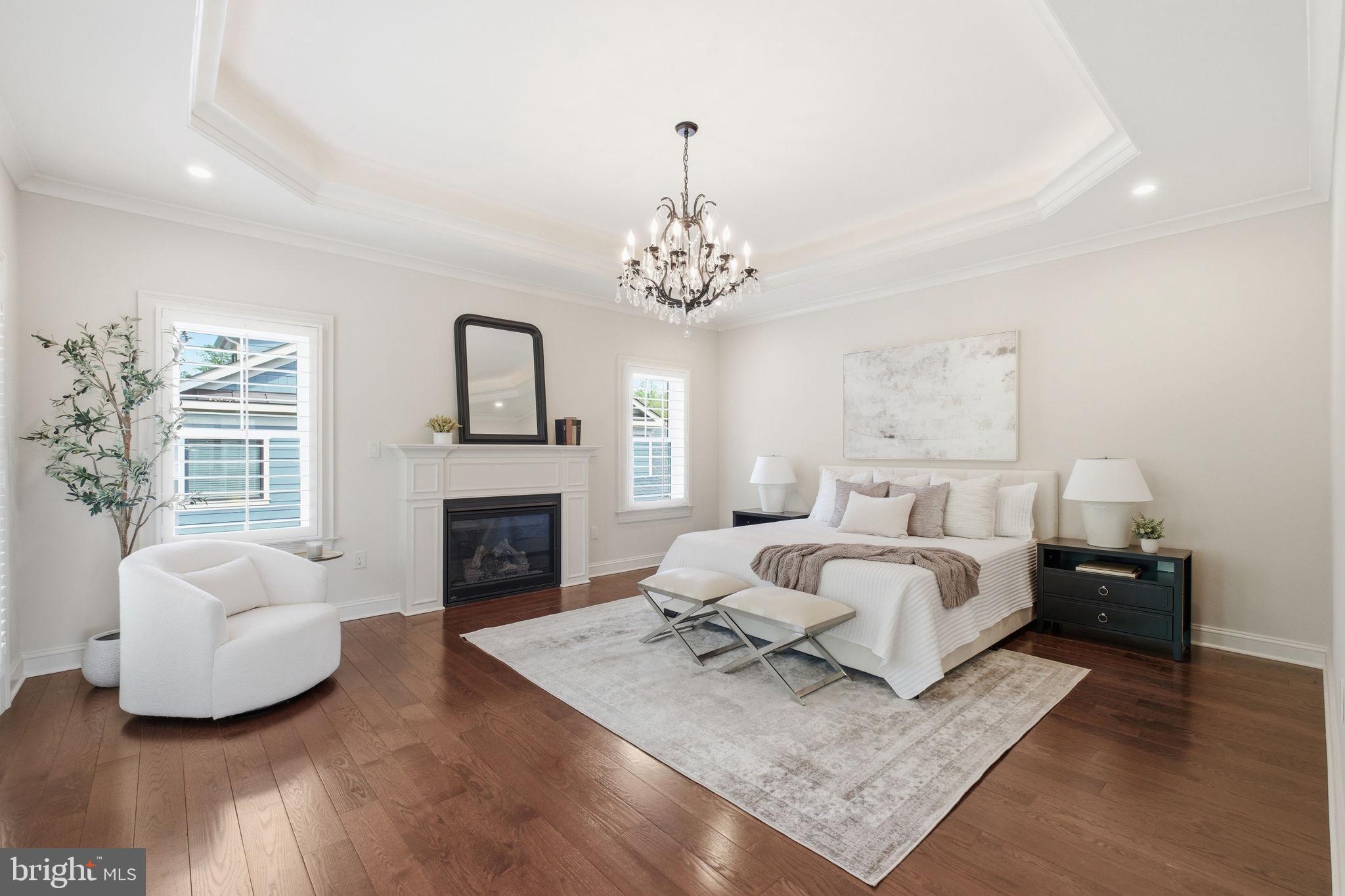 VIENNA WOODS - Residential