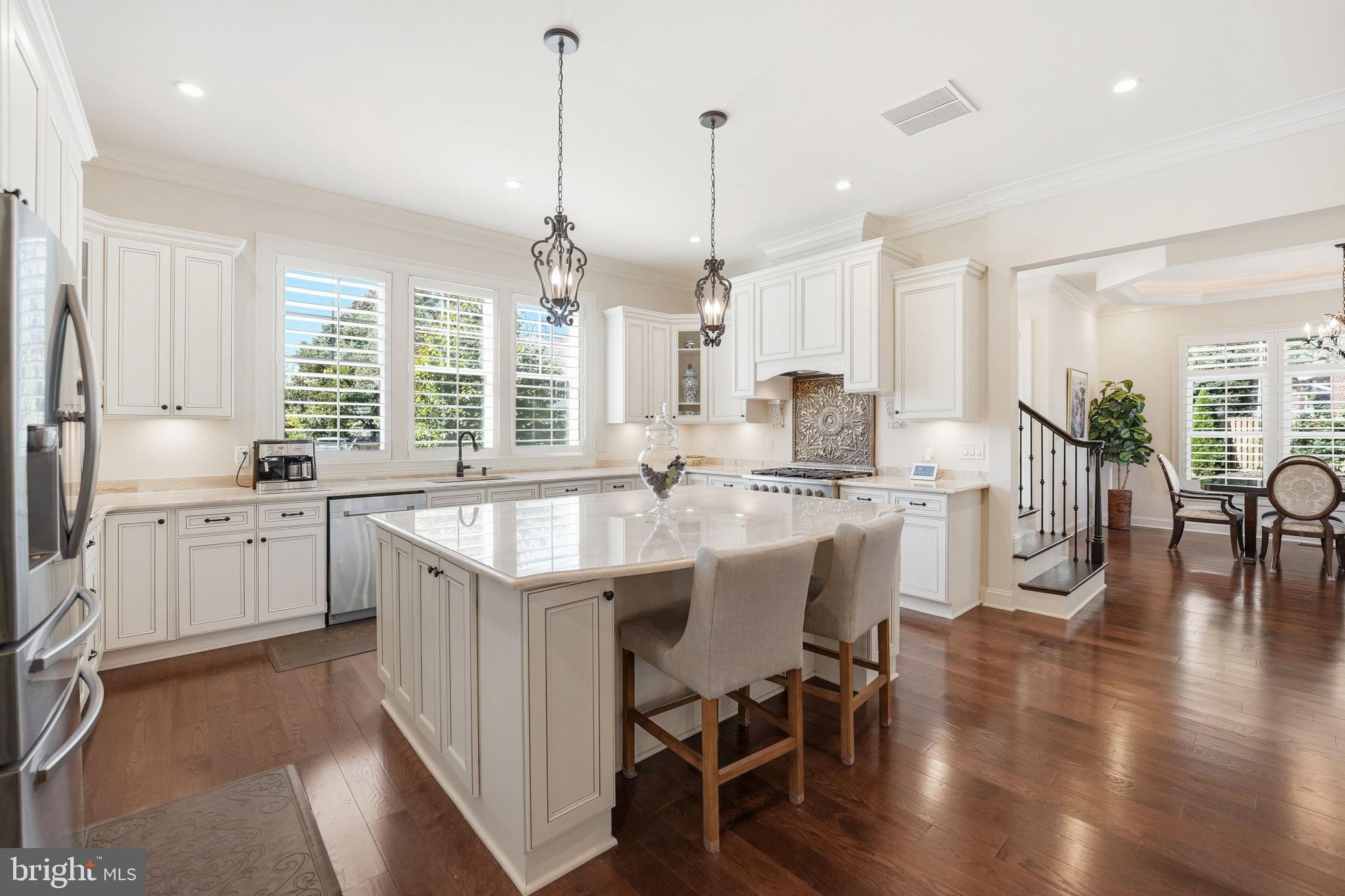 VIENNA WOODS - Residential