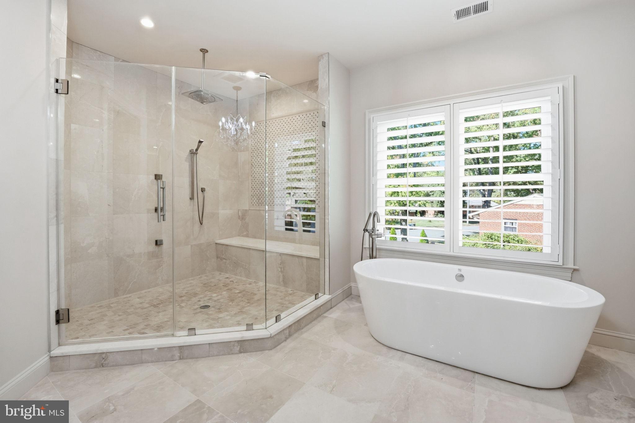 VIENNA WOODS - Residential