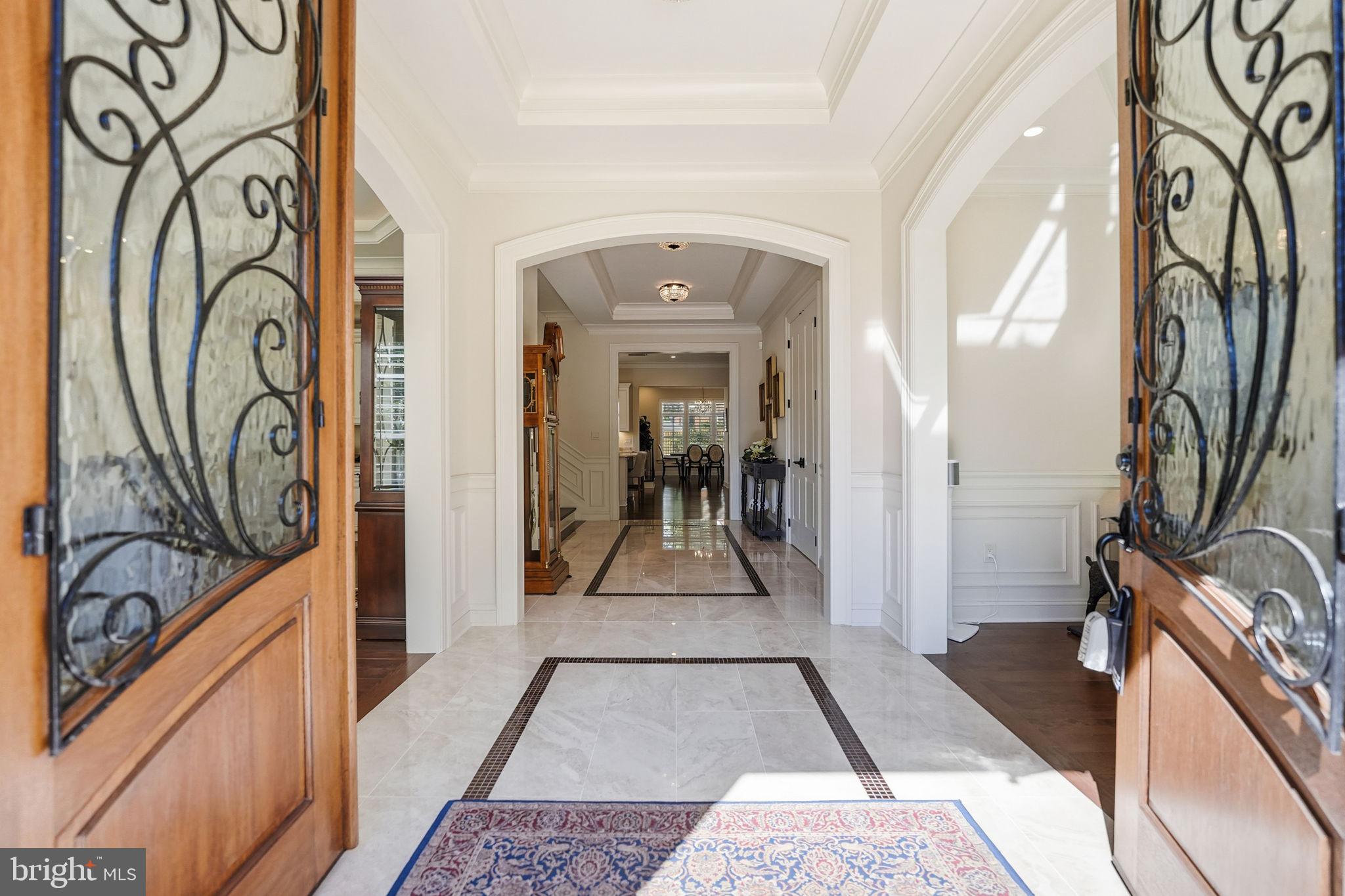 VIENNA WOODS - Residential