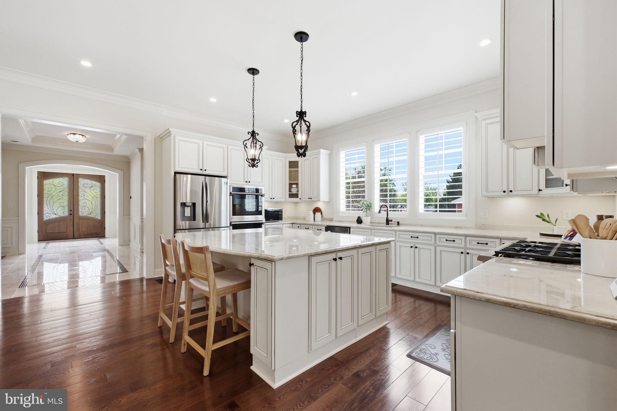 VIENNA WOODS - Residential