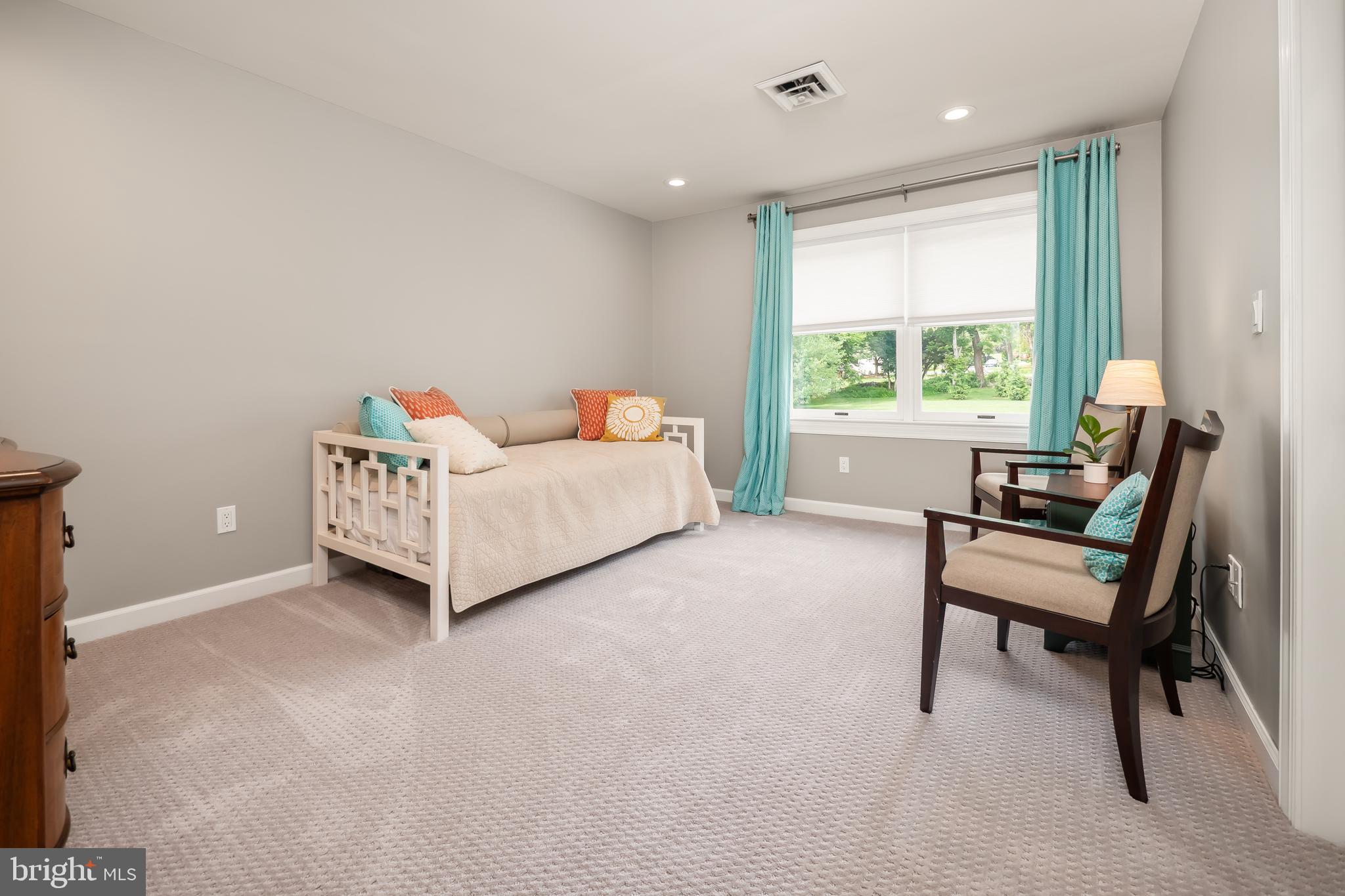 SAUCON VALLEY ESTATE - Residential