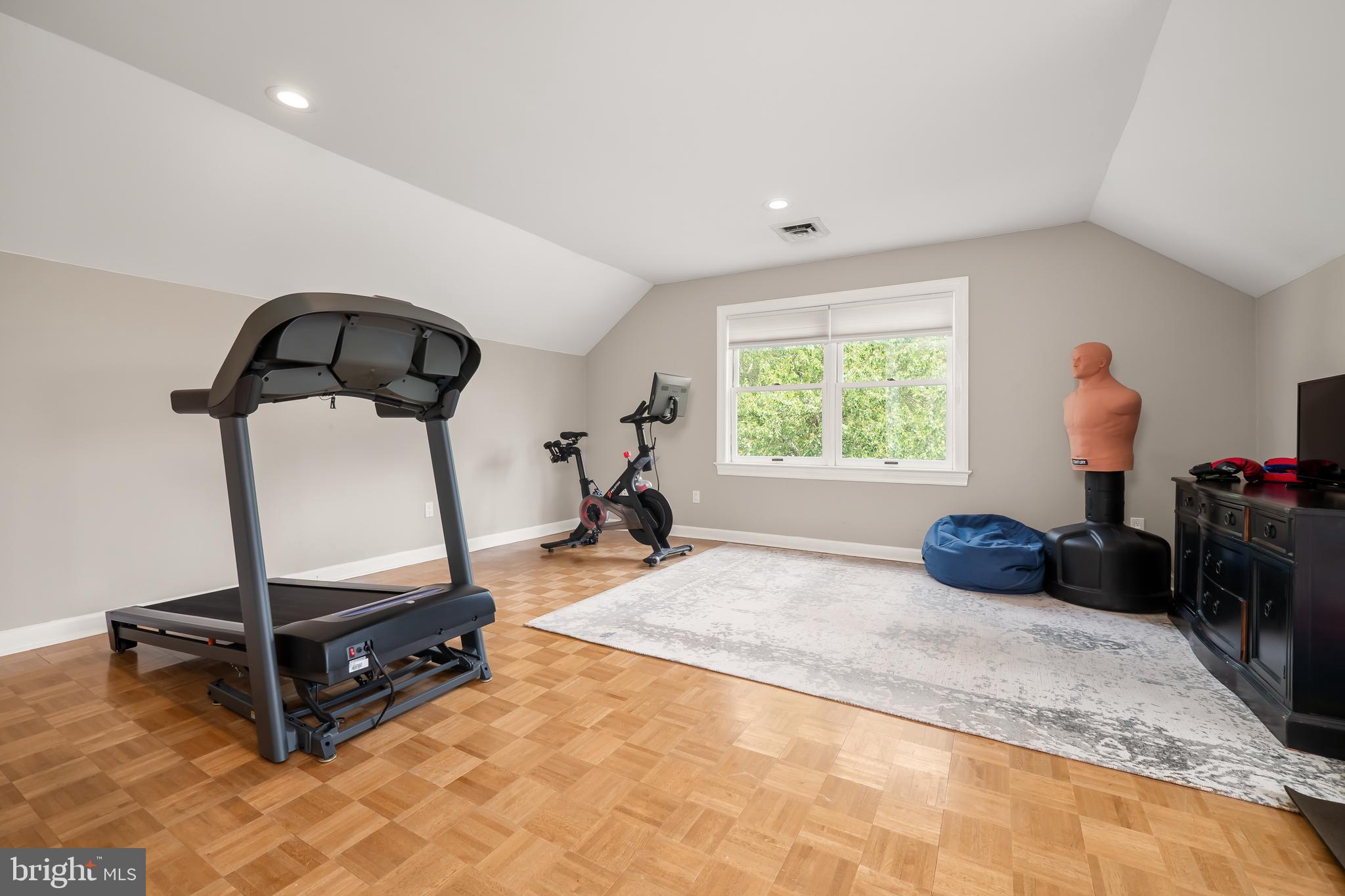 SAUCON VALLEY ESTATE - Residential