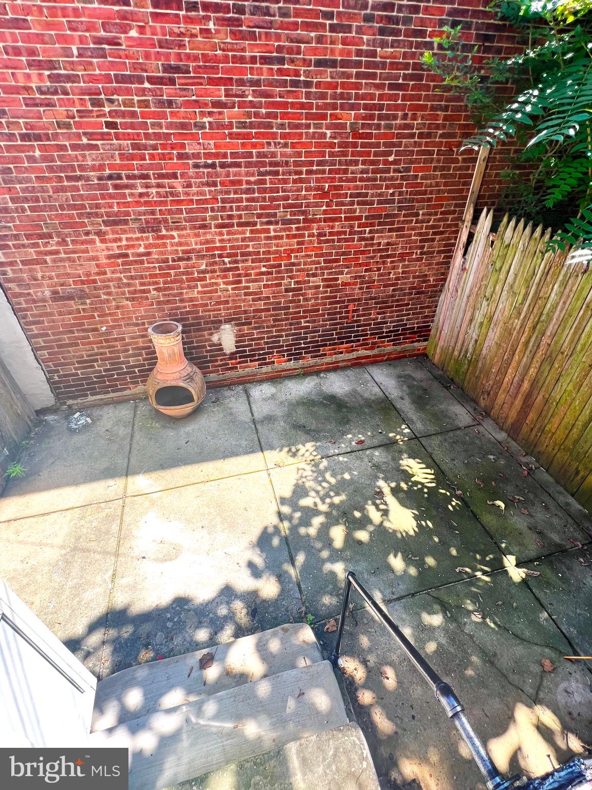 ELMWOOD PARK - Residential