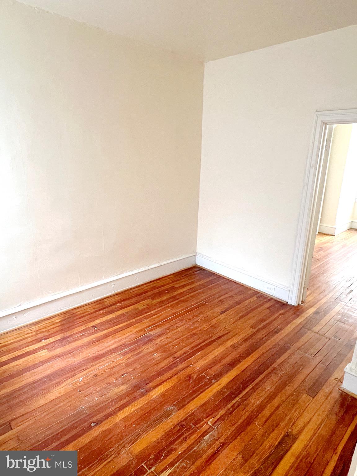 ELMWOOD PARK - Residential