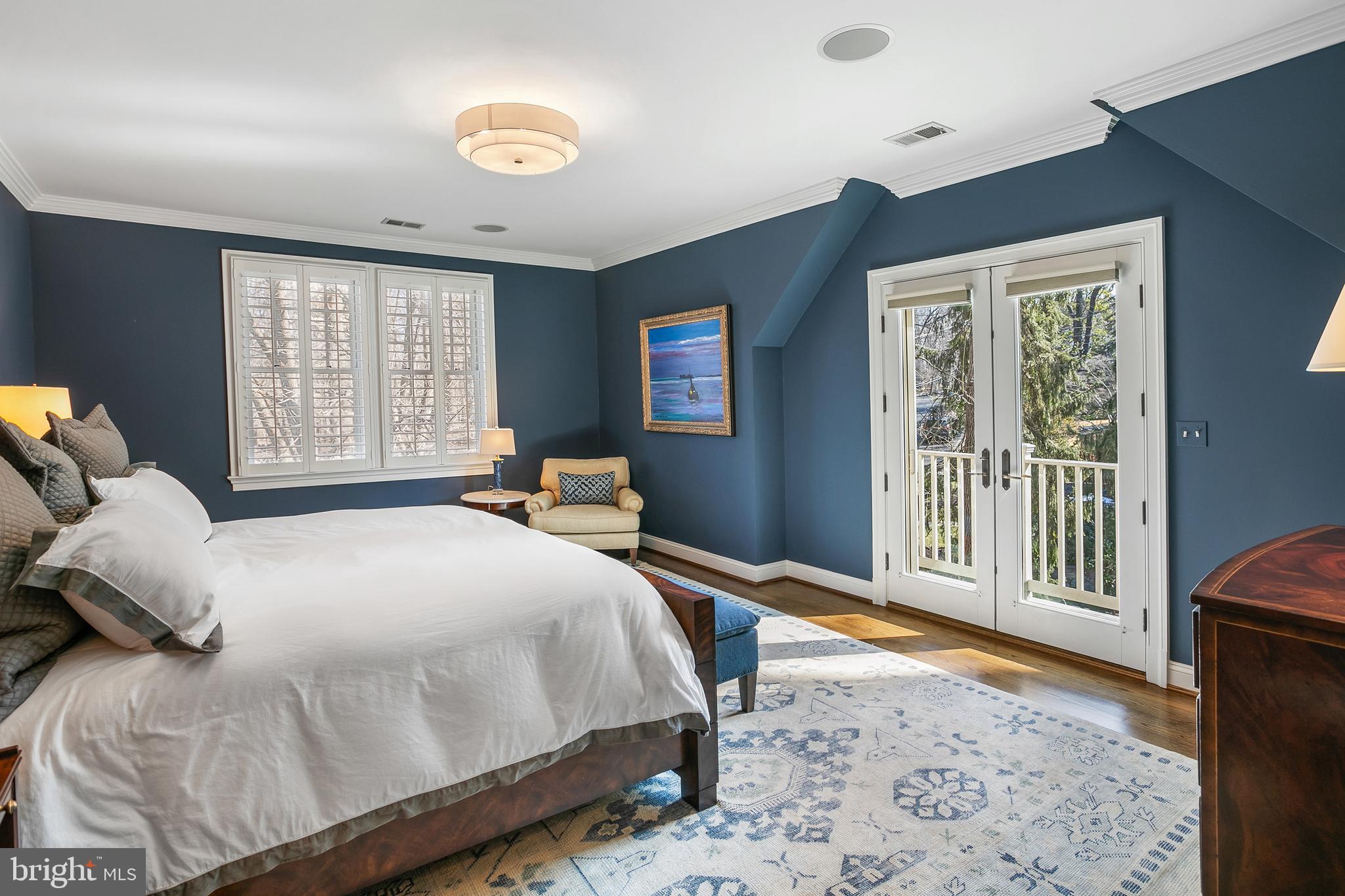 FOREST HILLS - Residential