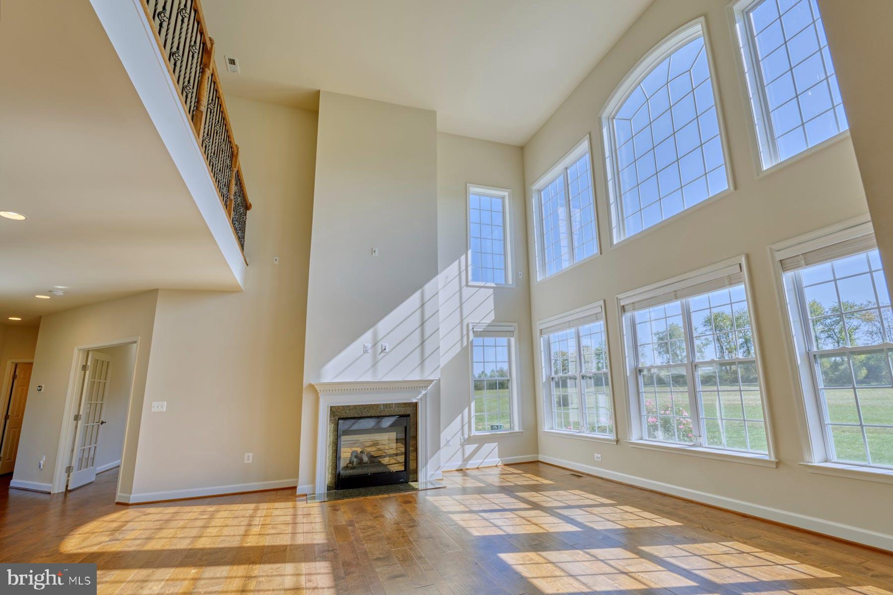 LEE'S CROSSING - Residential