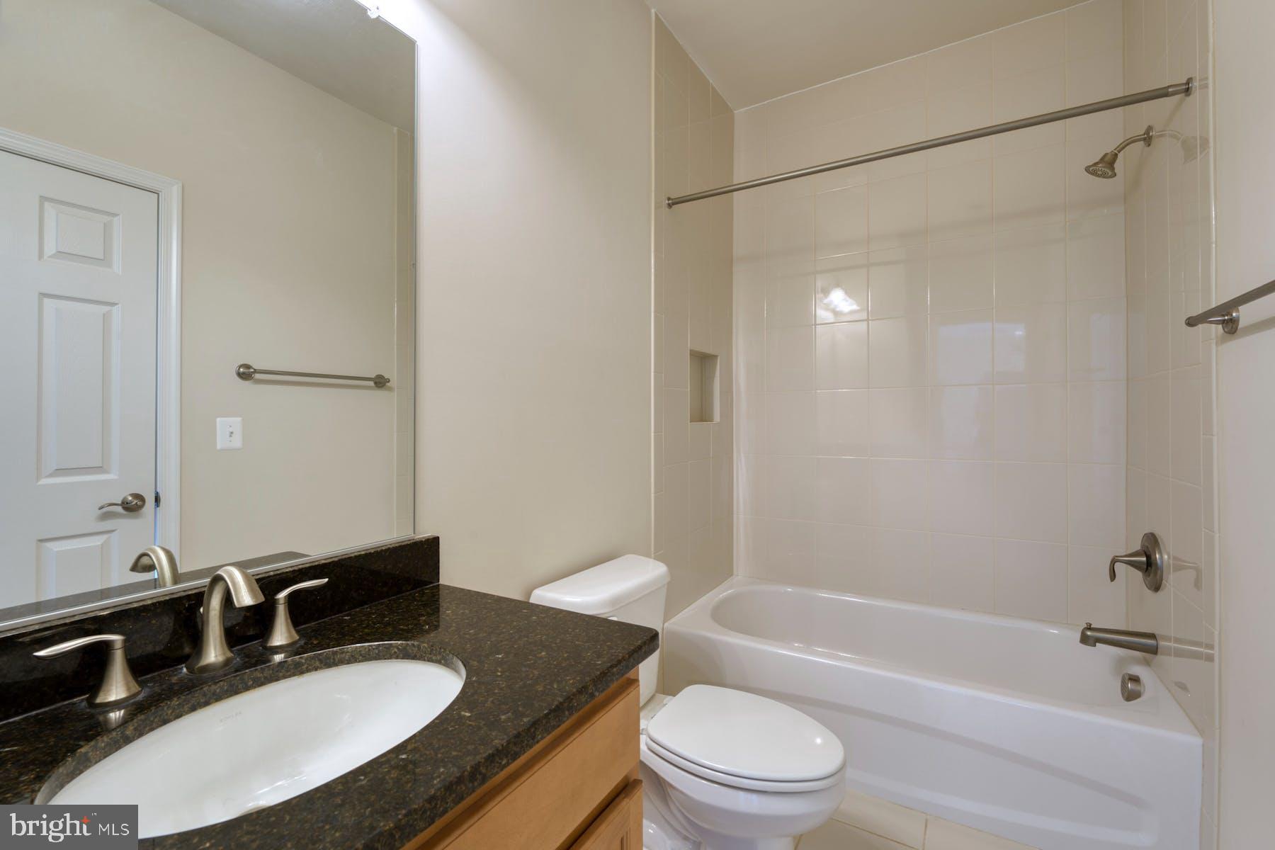 LEE'S CROSSING - Residential