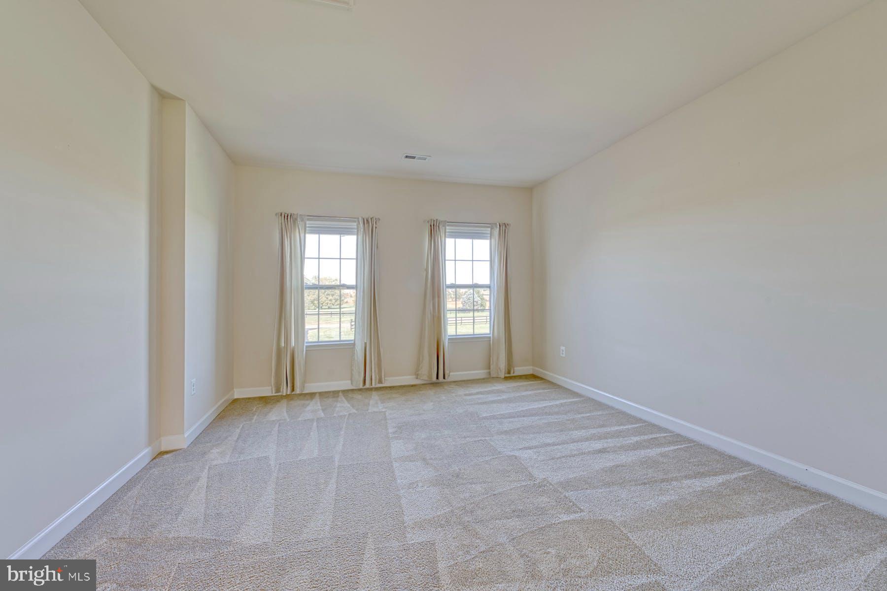 LEE'S CROSSING - Residential