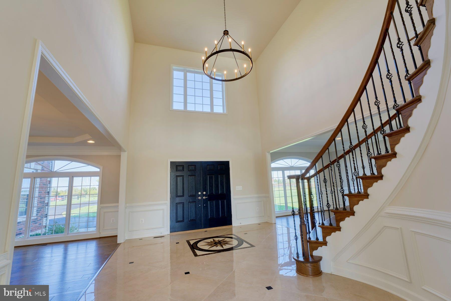 LEE'S CROSSING - Residential