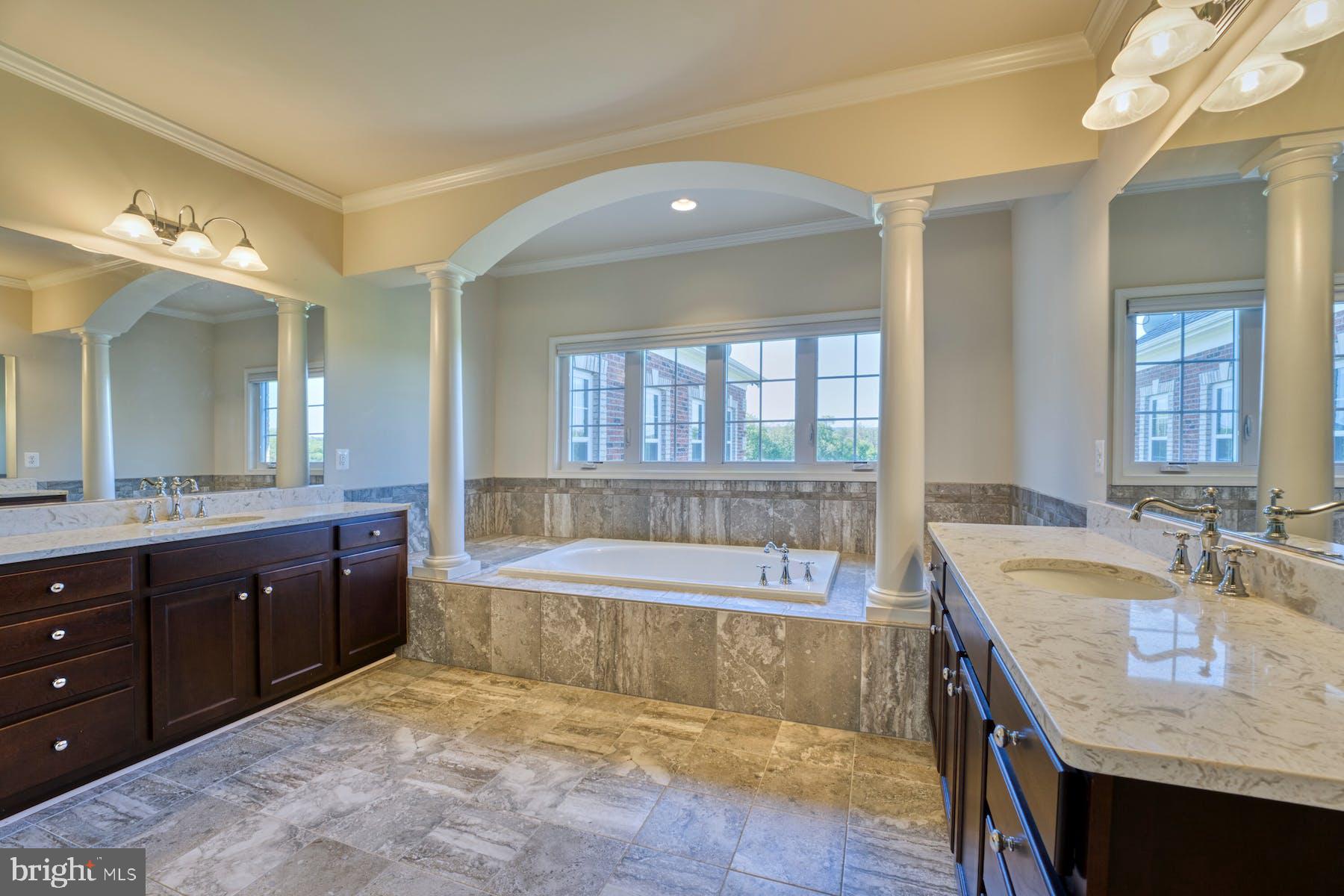 LEE'S CROSSING - Residential