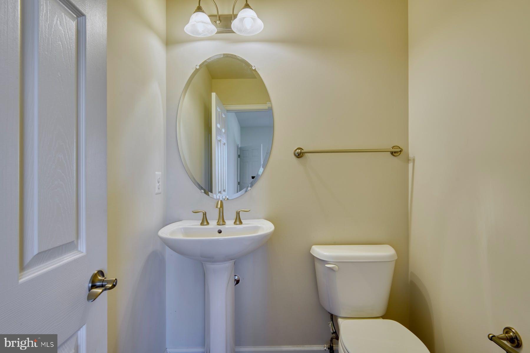 LEE'S CROSSING - Residential