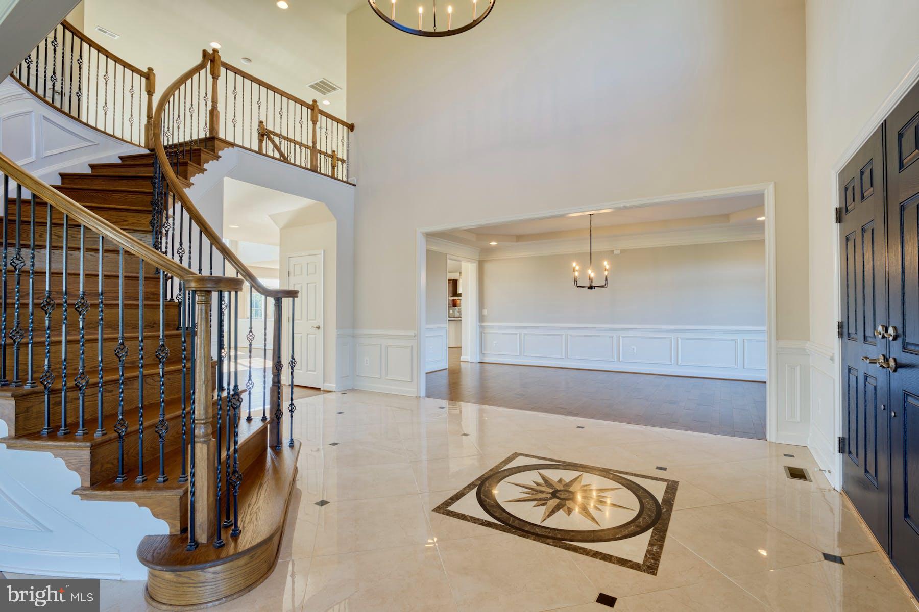 LEE'S CROSSING - Residential