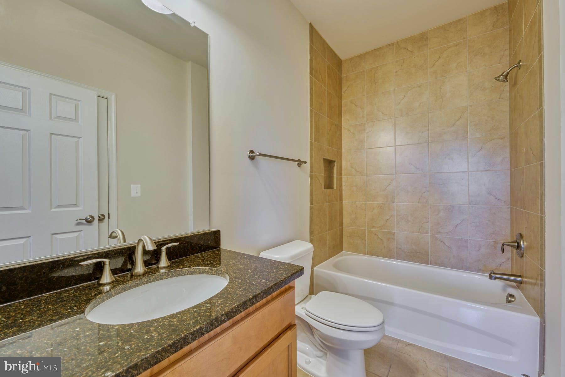 LEE'S CROSSING - Residential