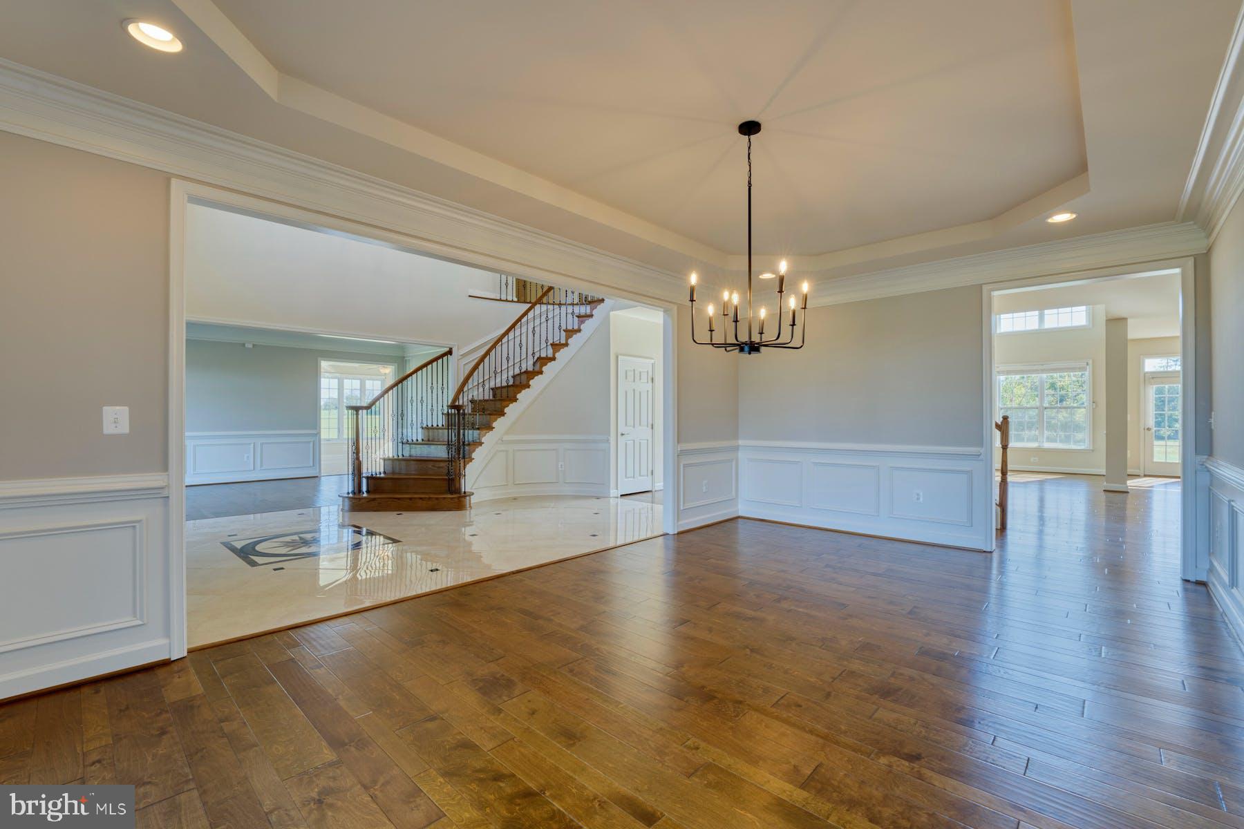 LEE'S CROSSING - Residential