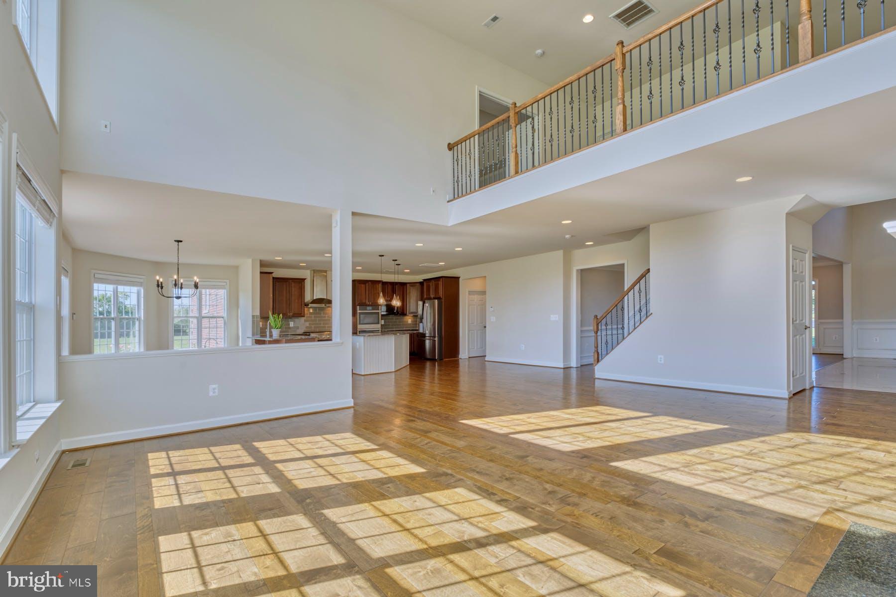 LEE'S CROSSING - Residential