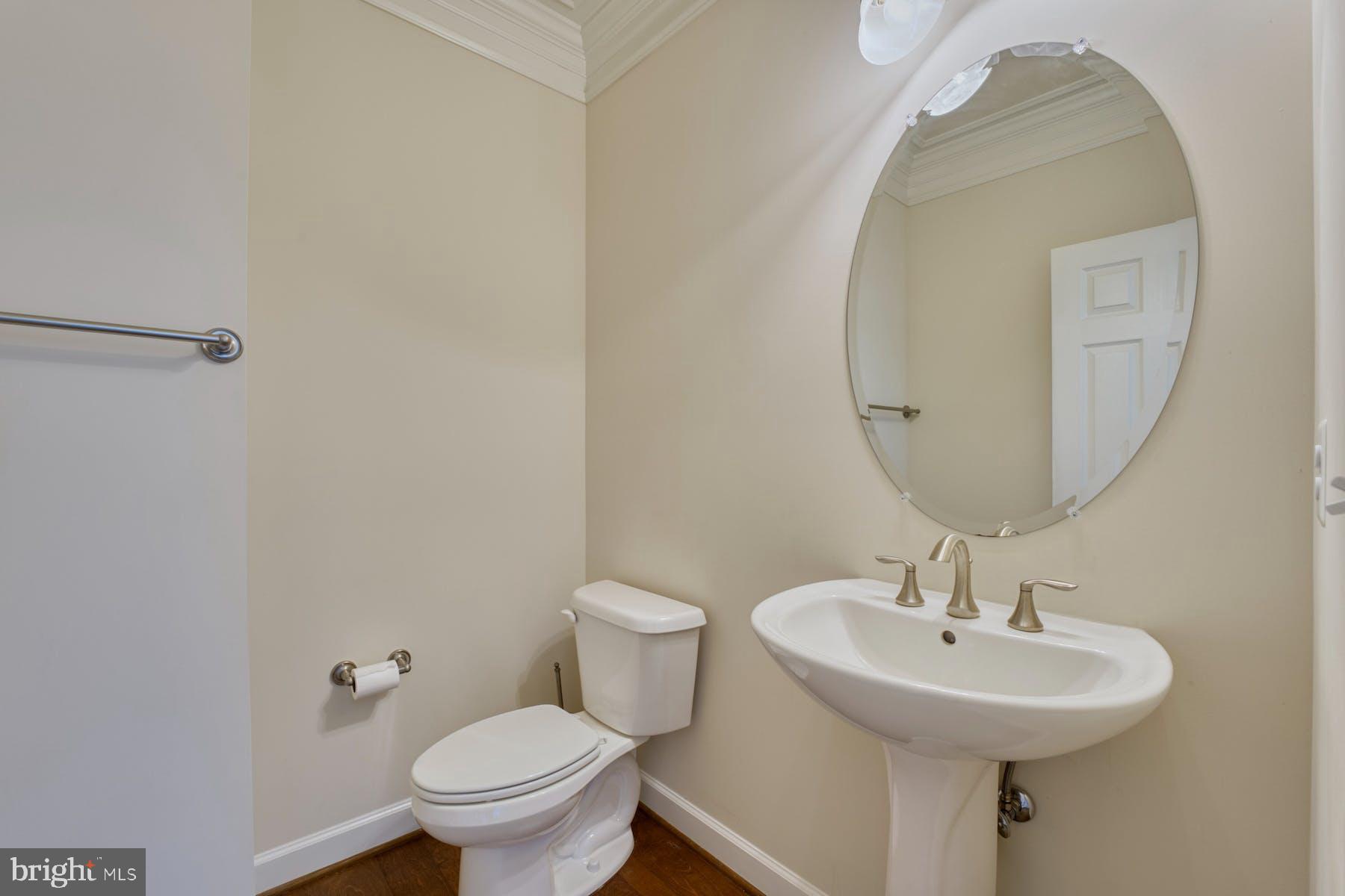 LEE'S CROSSING - Residential