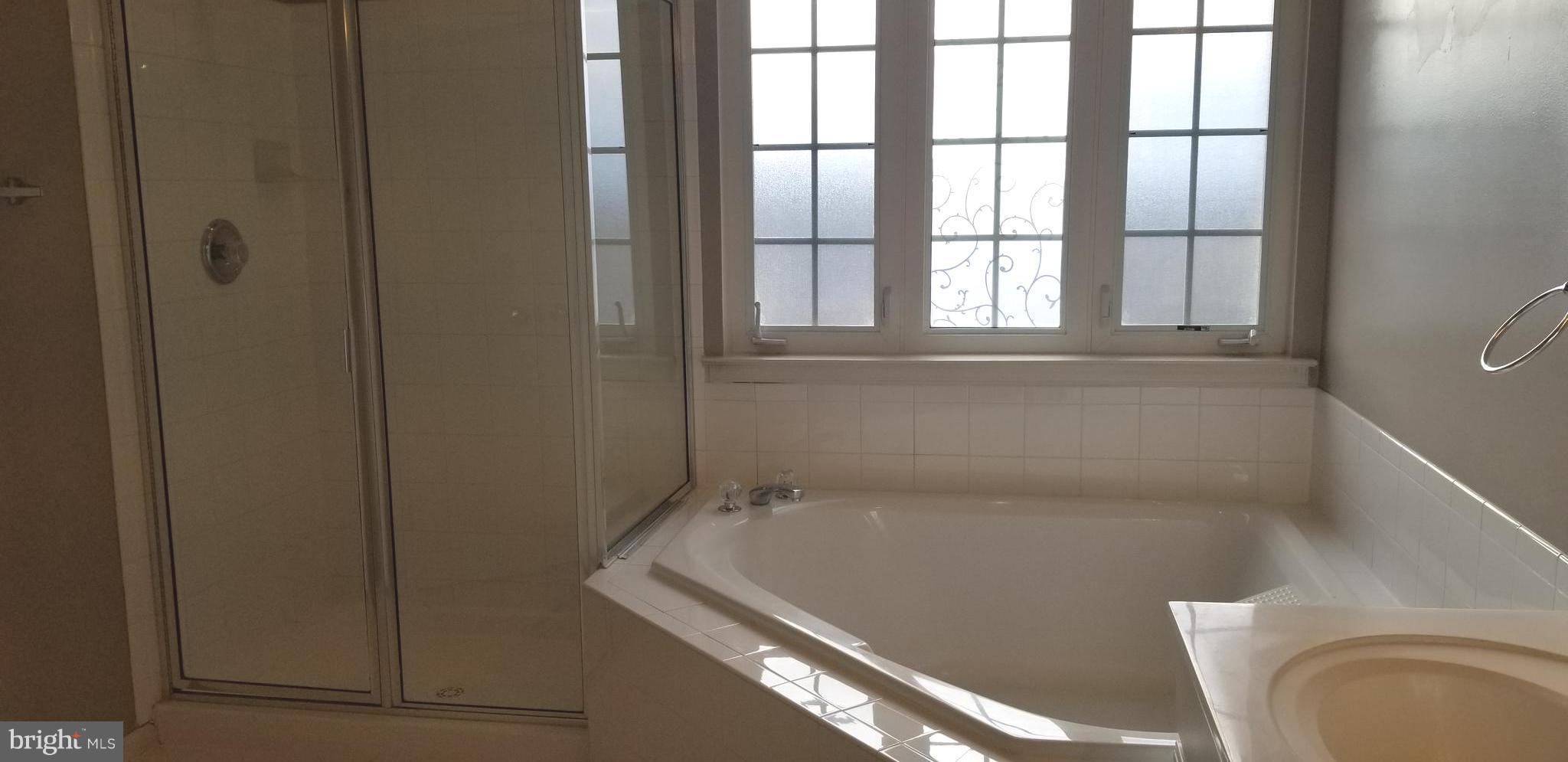 COTON COMMONS - Residential Lease